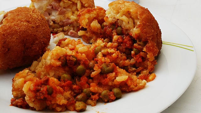640px-arancine_in_favignana